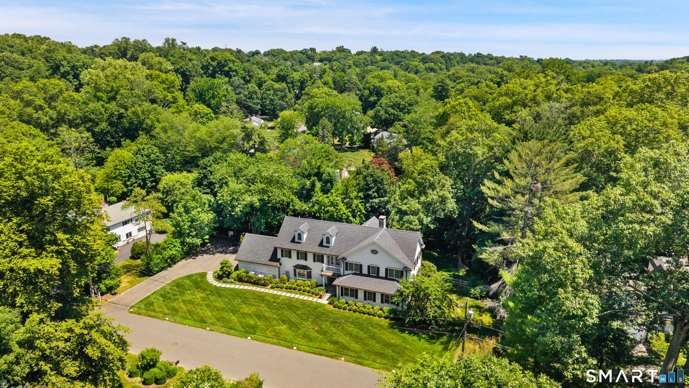 Shingle-style house at 16 Ridgebrook Road in Greenwich